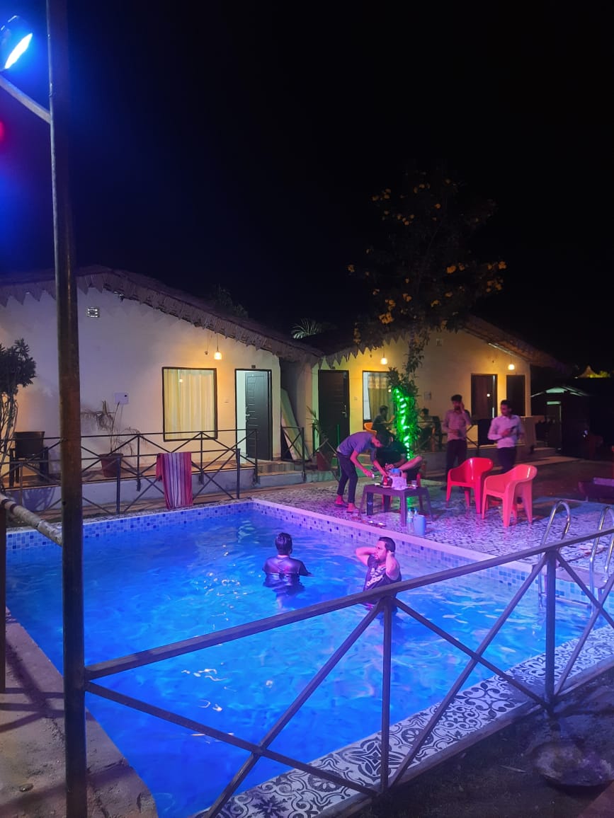 Riverside Swiss Camp & Cottage 