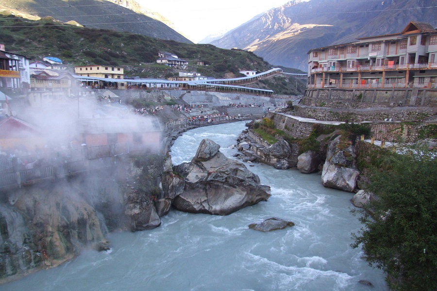 Char Dham Deluxe Package